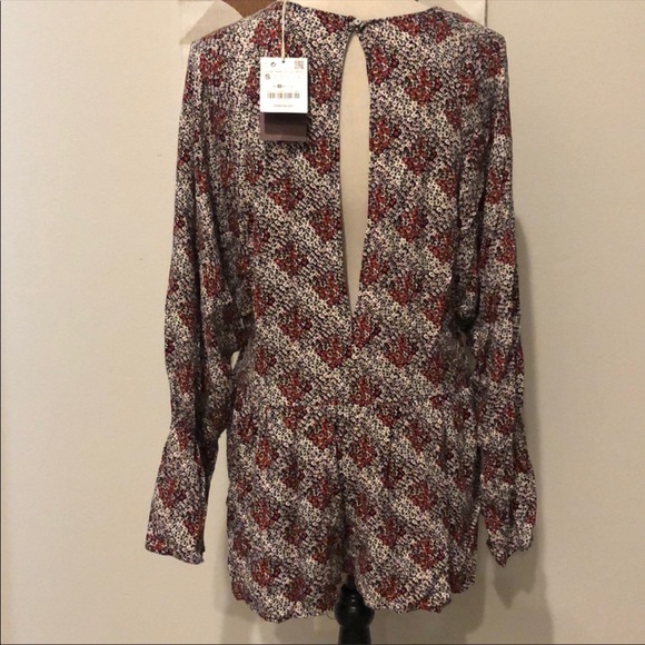 NWT Small Zara Navy Floral Bell Sleeves Romper - Picture 4 of 8